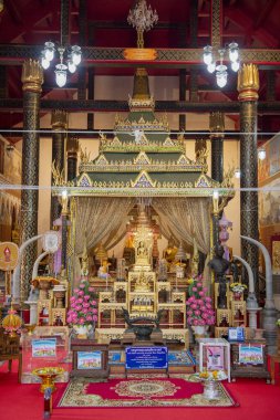 Wat Phra Thaen Sila 'daki Buda Ayak İzi Tayland' ın Uttaradit şehrinin yakınlarındaki Uttaradit şehrinde. Tayland, Uttaradit, 26 Kasım 2024.