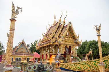 Wat Hong Sung, Tayland 'ın Uttaradit iline bağlı Uttaradit şehrinin yakınlarında. Tayland, Uttaradit, 27 Kasım 2024.