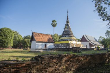 Wat Phra Fang, Tayland 'ın Uttaradit ilindeki Uttaradit şehrinin yakınlarında. Tayland, Uttaradit, 28 Kasım 2024.
