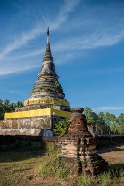 Wat Phra Fang, Tayland 'ın Uttaradit ilindeki Uttaradit şehrinin yakınlarında. Tayland, Uttaradit, 28 Kasım 2024.