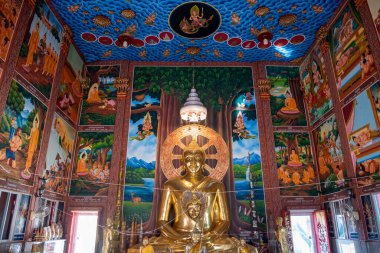 Tayland 'ın Uttaradit Eyaleti yakınlarındaki Tron' daki Wat Ban Kaeng Tai 'de. Tayland, Uttaradit, 28 Kasım 2024.