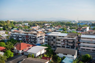 Tayland 'ın Uttaradit ilindeki Uttaradit şehrinin manzarası ve manzarası. Tayland, Uttaradit, Kasım 29, 2024.