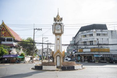 Uttaradit 'in başkenti Tayland' ın Uttaradit şehrindeki Saat Kulesi 'nde. Tayland, Uttaradit, 26 Kasım 2024.