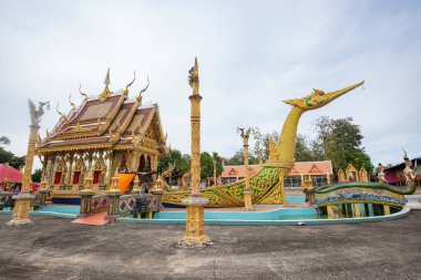 Wat Hong Sung, Tayland 'ın Uttaradit iline bağlı Uttaradit şehrinin yakınlarında. Tayland, Uttaradit, 27 Kasım 2024.