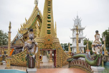 Wat Hong Sung, Tayland 'ın Uttaradit iline bağlı Uttaradit şehrinin yakınlarında. Tayland, Uttaradit, 27 Kasım 2024.