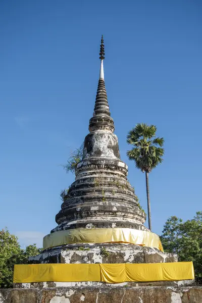 Wat Phra Fang, Tayland 'ın Uttaradit ilindeki Uttaradit şehrinin yakınlarında. Tayland, Uttaradit, 28 Kasım 2024.