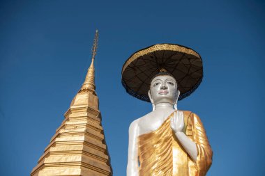 Wat Phra that Chom Chaeng Kuzey Tayland Phrae şehrinde Phrae şehrinde. Tayland, Phrae, Kasım, 23, 2024.