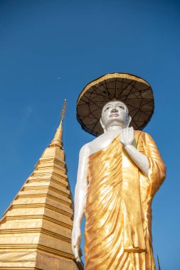 Wat Phra that Chom Chaeng Kuzey Tayland Phrae şehrinde Phrae şehrinde. Tayland, Phrae, Kasım, 23, 2024.