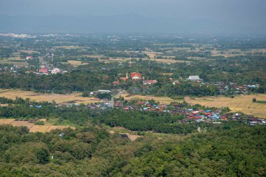 Wat Phra 'dan Doi Leng' in Phrae şehri ve Kuzey Tayland 'ın Phrae ili yakınlarındaki görüntüsü. Tayland, Phrae, Kasım, 23, 2024.