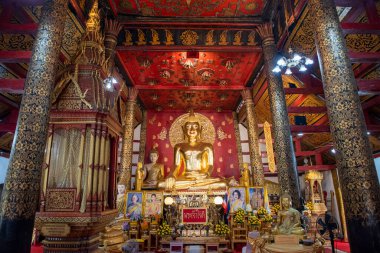 Phrae şehri ve Kuzey Tayland 'daki Phrae ili yakınlarındaki Wat Sung Men' in içinde. Tayland, Phrae, Kasım, 23, 2024.