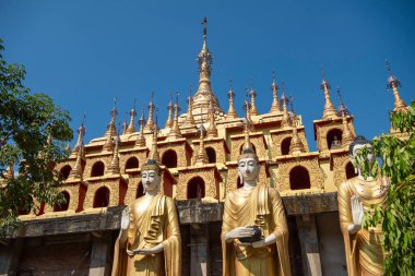 Wat Phra that Suthon Mongkhon Khiri Phrae şehri ve Kuzey Tayland Phrae ili yakınlarında. Tayland, Phrae, Kasım, 23, 2024.