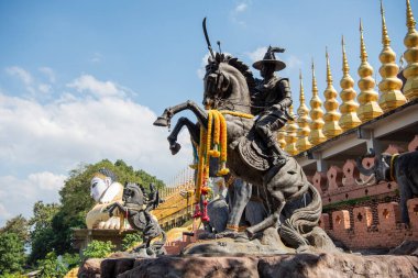 Wat Phra that Suthon Mongkhon Khiri Phrae şehri ve Kuzey Tayland Phrae ili yakınlarında. Tayland, Phrae, Kasım, 23, 2024.