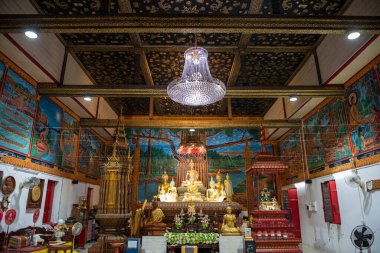 Phrae şehrinde Wat Phong Sunan 'ın içinde Buda ve Kuzey Tayland' da Phrae ili. Tayland, Phrae, Kasım, 23, 2024.