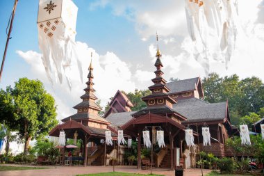 Phrae şehrindeki Wat Chom Sawan Tapınağı ve Kuzey Tayland 'daki Phrae ili. Tayland, Phrae, 24 Kasım 2024.