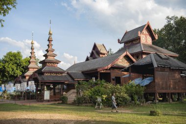 Phrae şehrindeki Wat Chom Sawan Tapınağı ve Kuzey Tayland 'daki Phrae ili. Tayland, Phrae, 24 Kasım 2024.