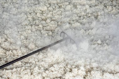 Kuzey Tayland 'ın Phrae ilindeki Sa-iap Köyü' ndeki Rice Spirits Factory Ban Kruathong 'da yapışkan pirinç. Tayland, Phrae, Kasım, 25, 2024.