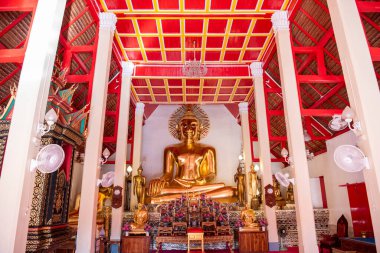 Tayland, Nan: 16 Kasım 2024 - Kuzey Tayland 'ın Nan ilindeki Wat Prayaphu şehrinde.  