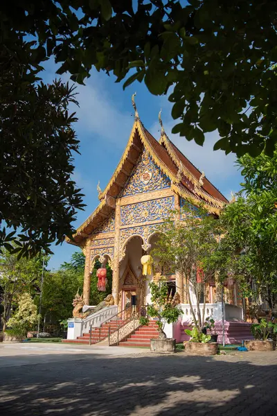 Tayland, Nan: 15 Kasım 2024 - Nan şehrindeki Wat Pranate, Kuzey Tayland.  