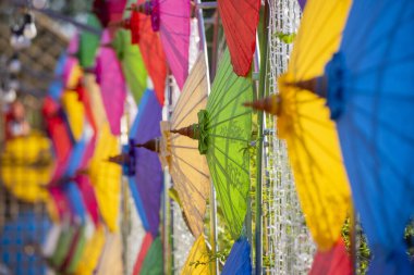 Tayland, Nan: 12 Kasım 2024 - Kuzey Tayland 'da Nan şehrindeki Wat Changkham Worawihan' da Loy Krathong dekorasyonu.