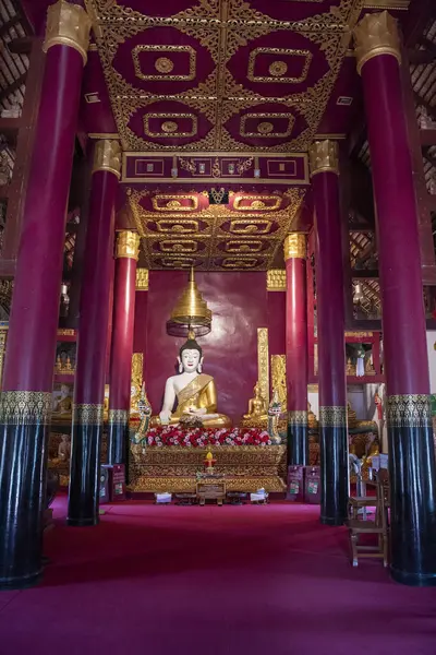 Tayland, Nan: 13 Kasım 2024 - Kuzey Tayland 'ın Nan ilindeki Wat Hua Kuang şehrinde.