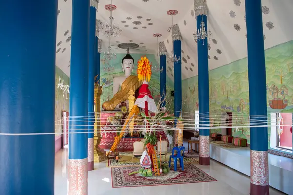 Tayland, Nan: 13 Kasım 2024 - Nan şehrinde Wat Phuang Payom, Kuzey Tayland.  