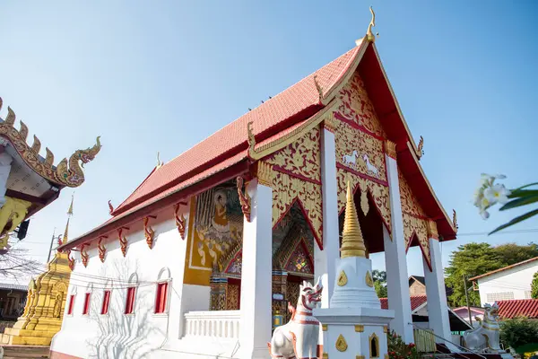 Tayland, Nan: 13 Kasım 2024 - Nan şehrindeki Wat Apai Kuzey Tayland.  