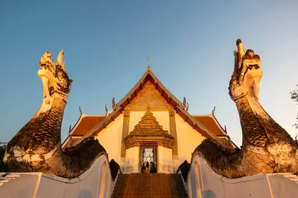 Tayland, Nan: 13 Kasım 2024 - Nan şehrindeki Wat Phumin Kuzey Tayland.