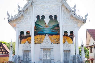 Tayland, Nan: 14 Kasım 2024 - Nan şehrindeki Wat Satharot, Kuzey Tayland.  