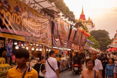 Tayland Gıda Pazarı Wat Saket Festivali Fuarı Bangkok, Tayland, Bangkok, 8 Kasım 2024.