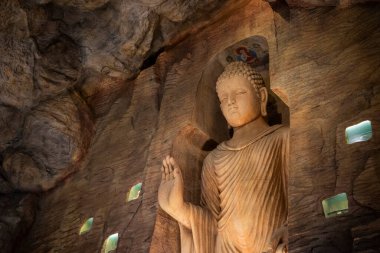 Tayland, Bangkok - 7 Kasım 2024: Bamiyan Buddha Mağarası Banglamphu, Banglamphu, Tayland.