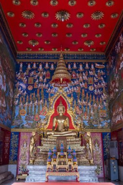 Tayland, Bangkok - 6 Kasım 2024: Tayland 'ın Bangkok şehrindeki Wat Phlapphla Chai' de.