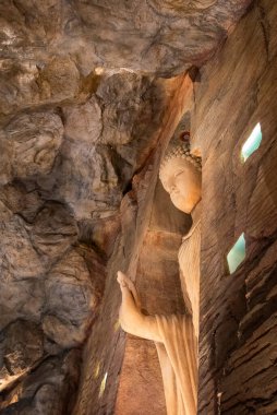 Tayland, Bangkok - 7 Kasım 2024: Bamiyan Buddha Mağarası Banglamphu, Banglamphu, Tayland.