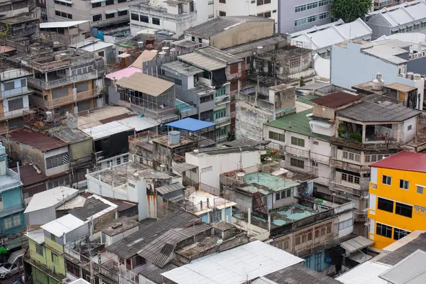   Tayland, Bangkok - 7 Kasım 2024: Tayland 'daki Bangkok şehrinde ufuk çizgisi olan Çin Kasabası.