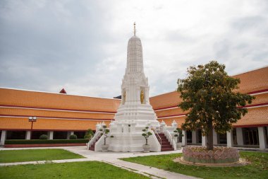 Tayland, Bangkok - 14 Aralık 2024: Wat Maha Tayland 'ın Bangkok şehrinde Ko Ratanakosin' de.