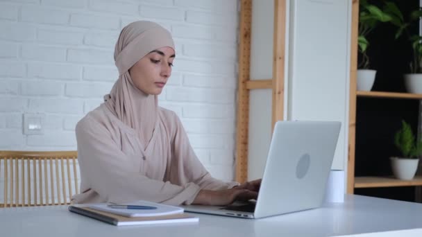Ultima Storia Del Mondo Islamico Donne Musulmane Hanno Opportunità Imparare — Video Stock