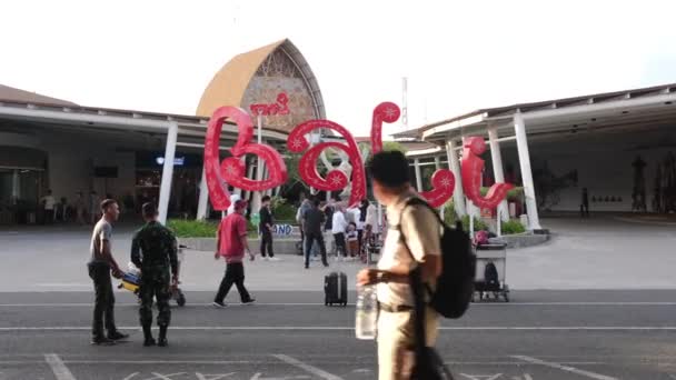 Ubud Indonésia 2022 Abertura Aeroporto Bali Após Pandemia Temporada Férias — Vídeo de Stock