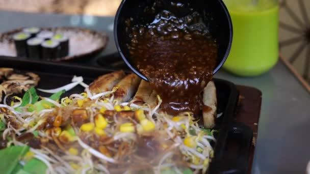 Close Dish Sprouted Wheat Shoots Corn Herbs Juicy Meat Topped — Stock Video