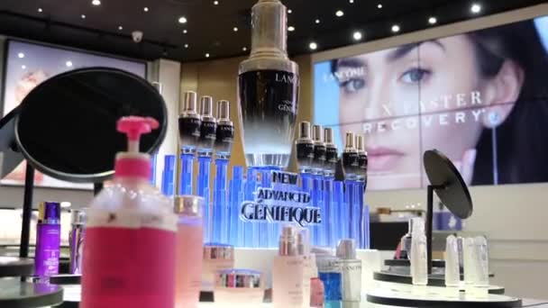 Boutique Marca Costosi Profumi Lusso Cosmetici Donna Splendidamente Progettato Stand — Video Stock
