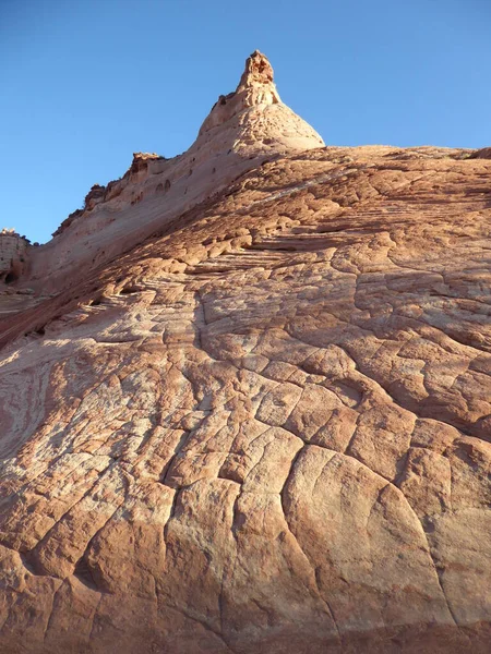 Formación Roca Arenisca Erosionada Sol Mañana Tonos Suaves Marrón Rosa —  Fotos de Stock