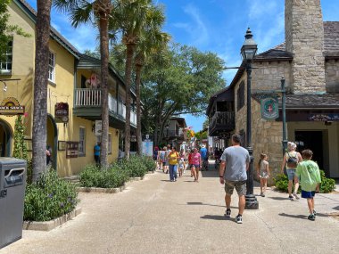 St. Augustine, FL USA - 14 Temmuz 2021: ABD 'nin en eski kentlerinden biri olan St. Augustine, Florida' nın tarihi bölgesi.