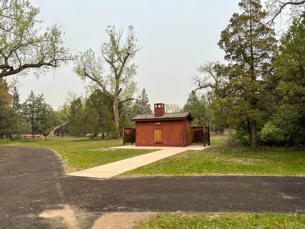 Dickinson Usa Mai 2023 Die Toiletten Des North Unit Campground — Stockfoto