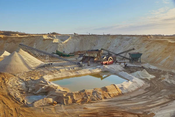 Τεράστια Άμμος Quarry Στη Δανία Κατά Ηλιοβασίλεμα Εικόνα Αρχείου