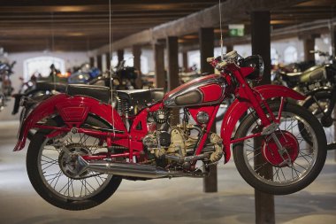 Danimarka 'daki bir sergide Retro motorsikletler.