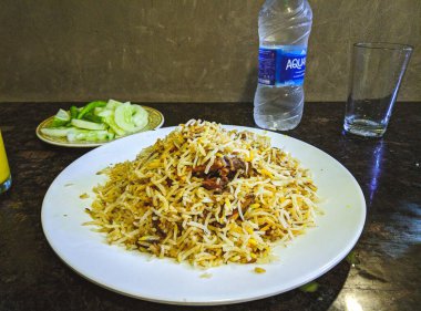 Hindistanlı Gosht Biryani tavuğu