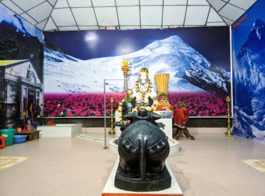 Kedarnath Tapınağı Manzarası, Shiva, Hindistan 'a adanmış bir Hindu tapınağıdır..