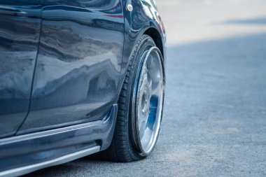 Araba kazasından kaza yol bekle Sigorta Bangkok Road bir şehir olarak: hasar, kaza trafik Tayland büyük bir sorun vardır.