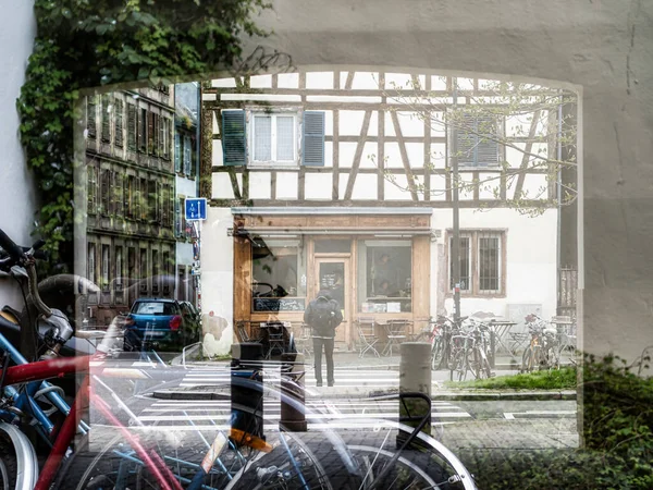 Многократное Воздействие Необычный Вид Город Велосипеды Старый Город Страсбург Франция — стоковое фото
