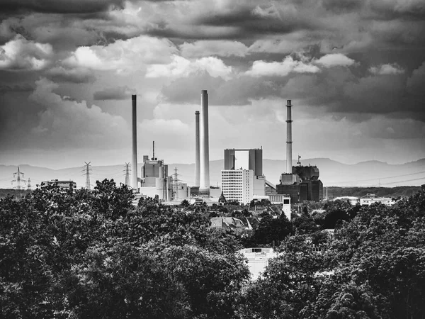 Indaustrisch Landschap Tubes Plant Sky Background Karlsruhe Duitsland — Stockfoto