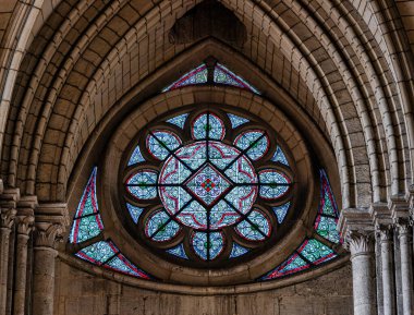 Amiens, Fransa 'daki katedral. 12. yüzyılın en eski ve en büyük Gotik katedrali.