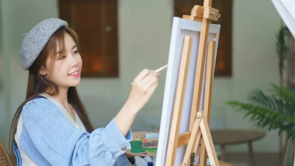 Young Female Artist Using Paintbrush Drawing Painting Masterpiece Canvas Home — Stock Photo, Image